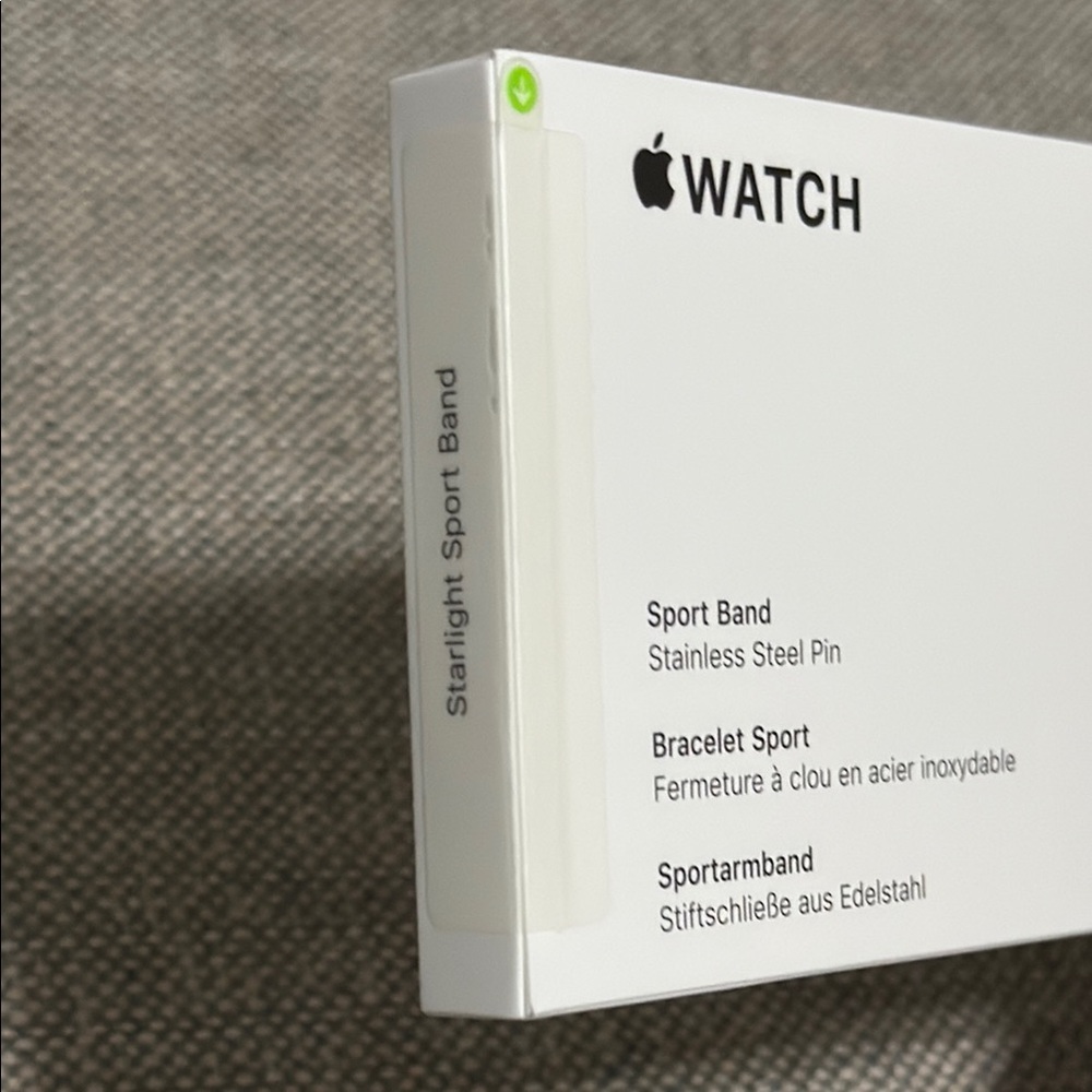41MM M/L Apple Watch Starlight Sport Band - M/L - Picture 5 of 8
